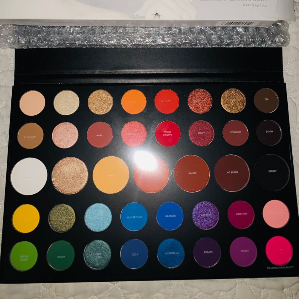 Morphe James Charles Artistry Palette